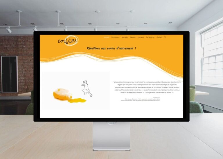 Un site vitrine qui présente les formations organisées par l'association suisse EnVies