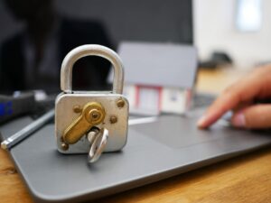 Lire la suite à propos de l’article Mentions légales et RGPD pour un site d’association